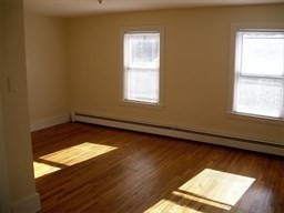 2 Evergreen, Kingston