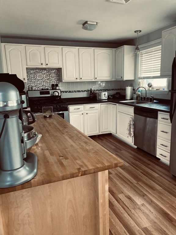 34 Brookline Ave Winter, Hull