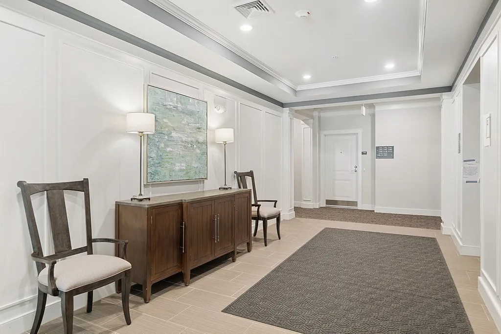 120 University, Westwood