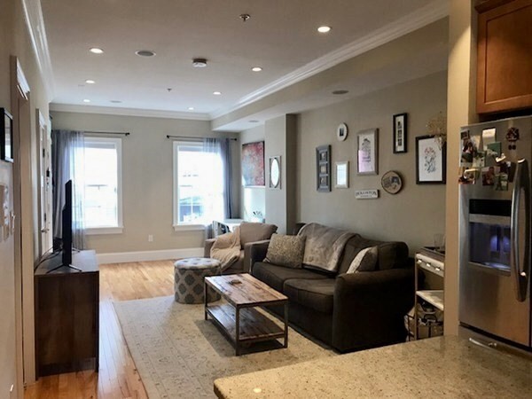 252 Gold St, South Boston