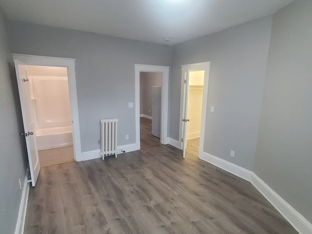 738 Washington St, Norwood