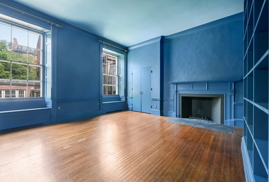 13 Chestnut St, Beacon Hill