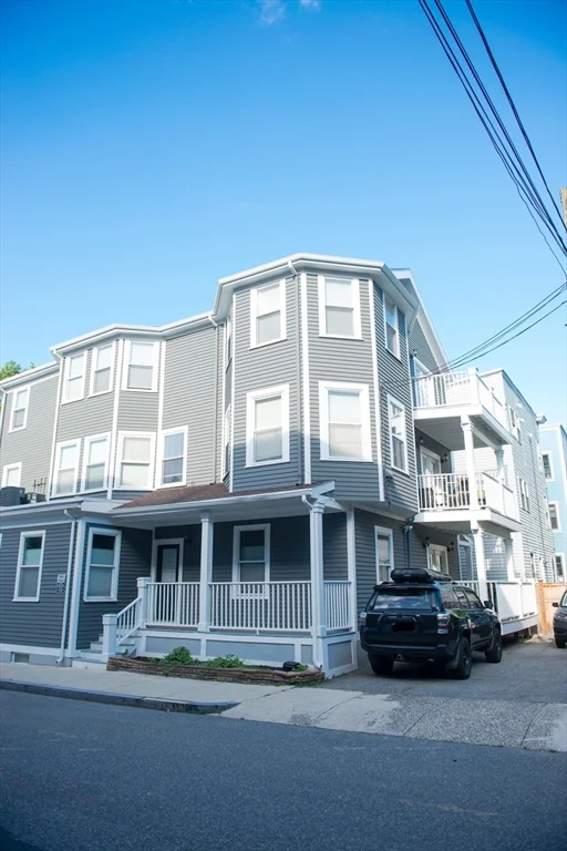 222 Pearl St, East Somerville