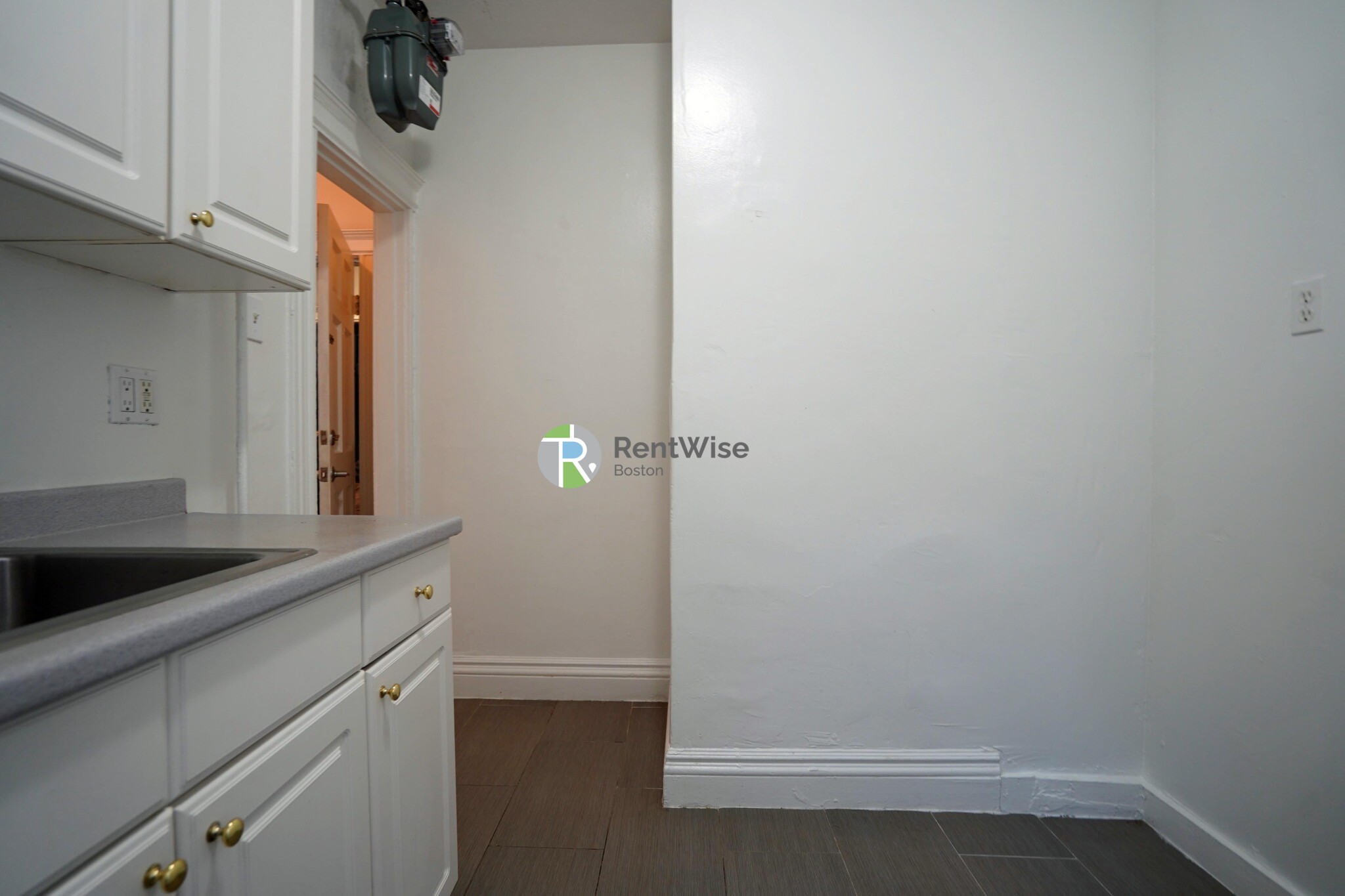 6 Camelot Ct, Brighton