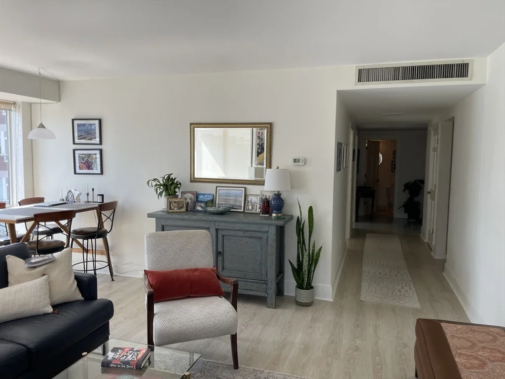 197 Eighth St, Charlestown