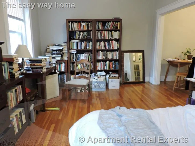 11 Gray St, Porter Square