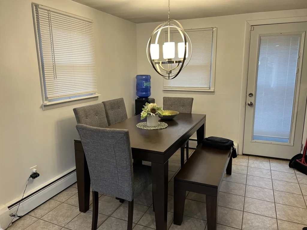 183 Oak St, Raynham
