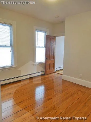 18 Harding St, Inman Square