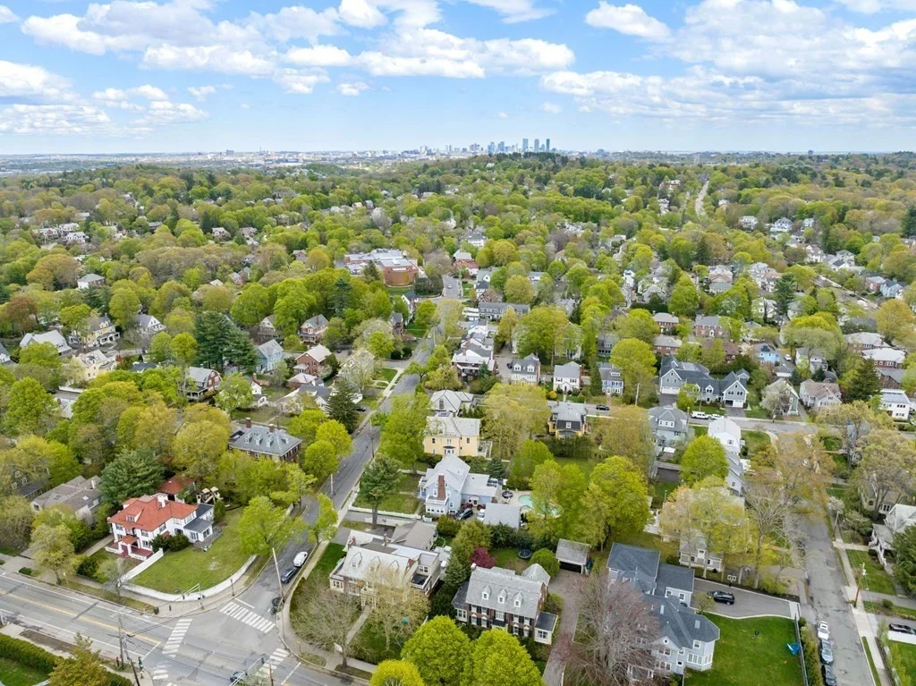 1010 Centre St, Newton Center