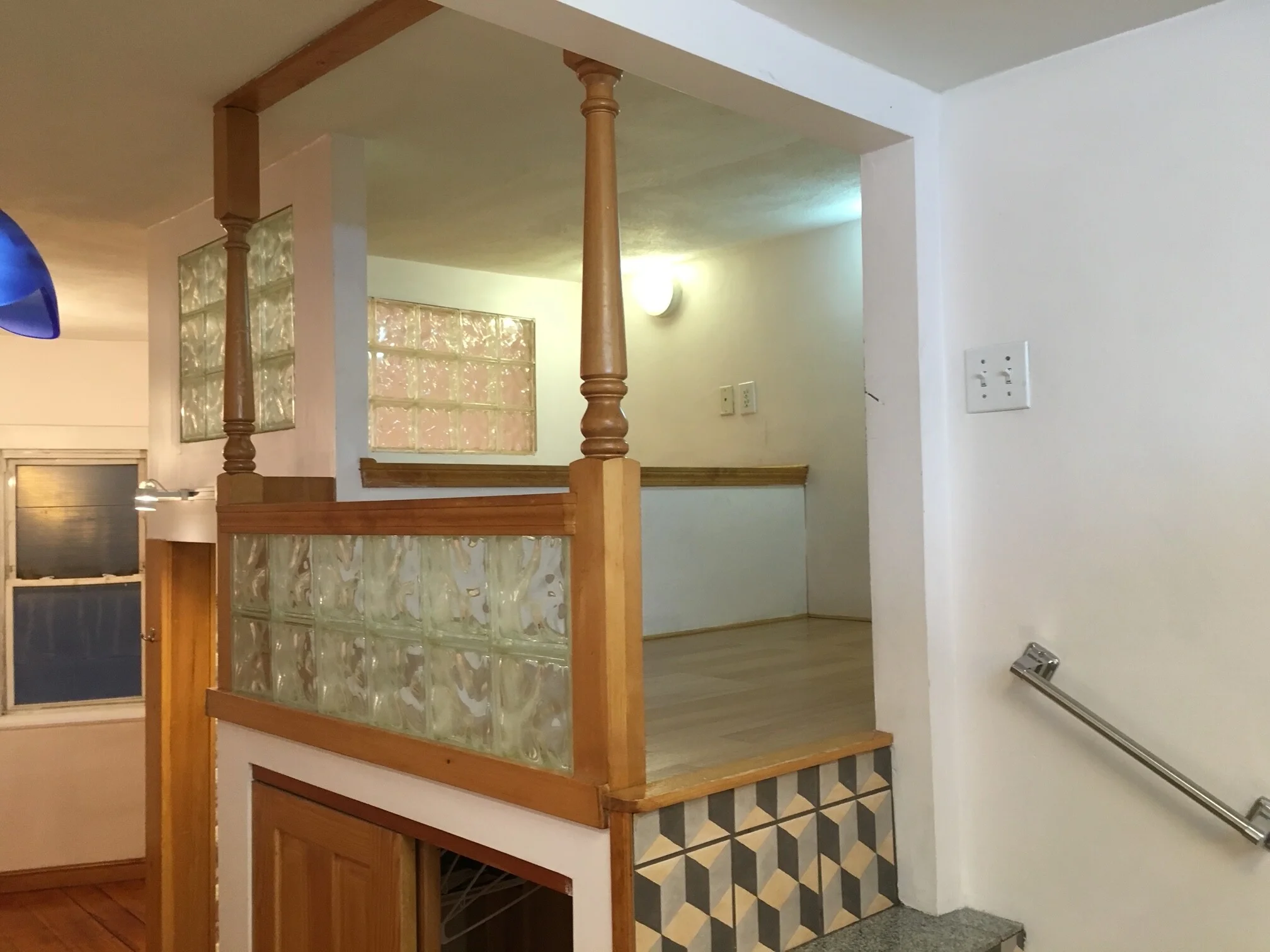 702 Massachusetts Ave, South End