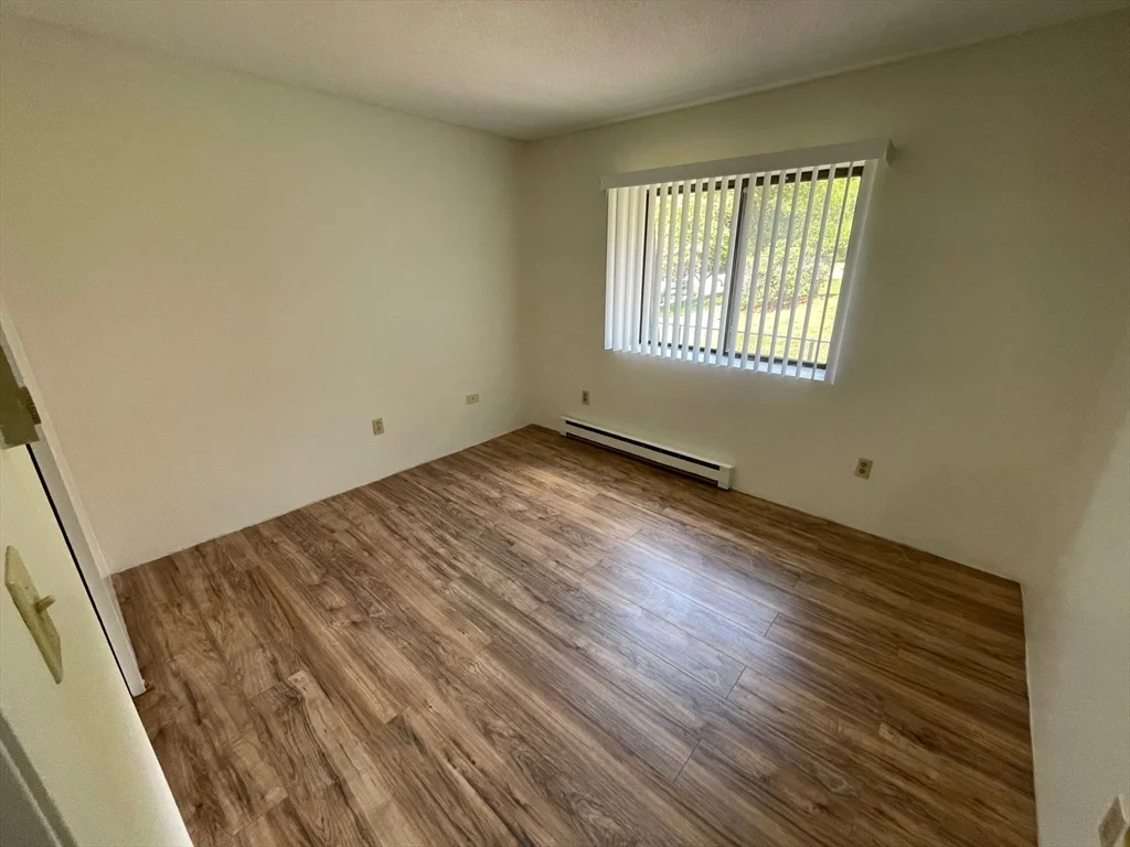 491 W Central St, Franklin