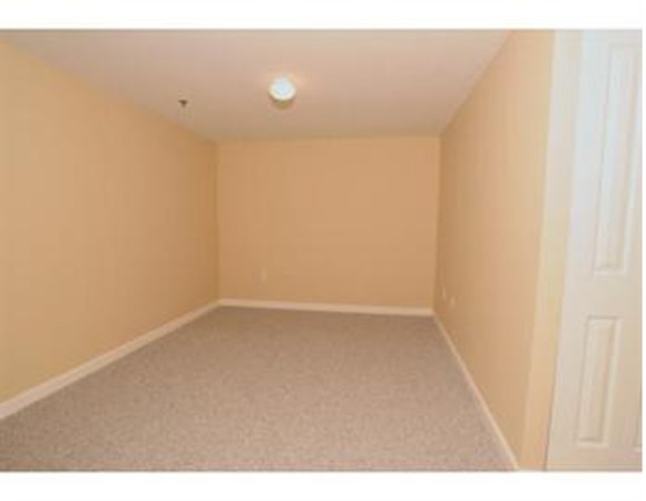 8 Museum Way, East Cambridge