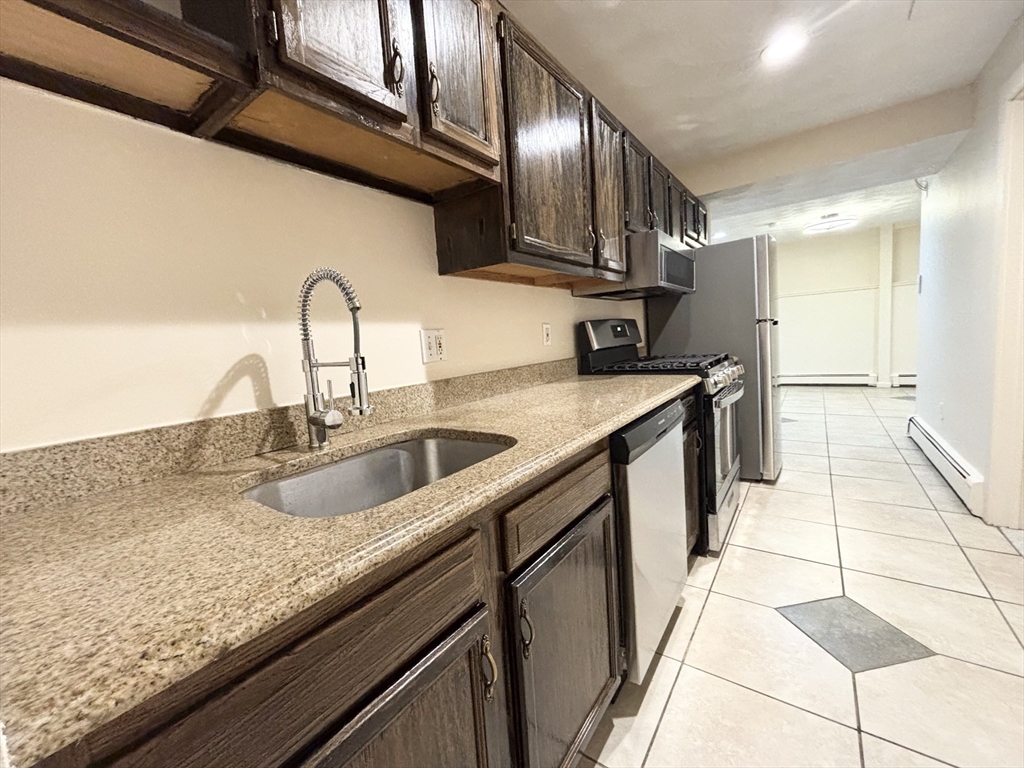 1436 Columbia Rd, South Boston