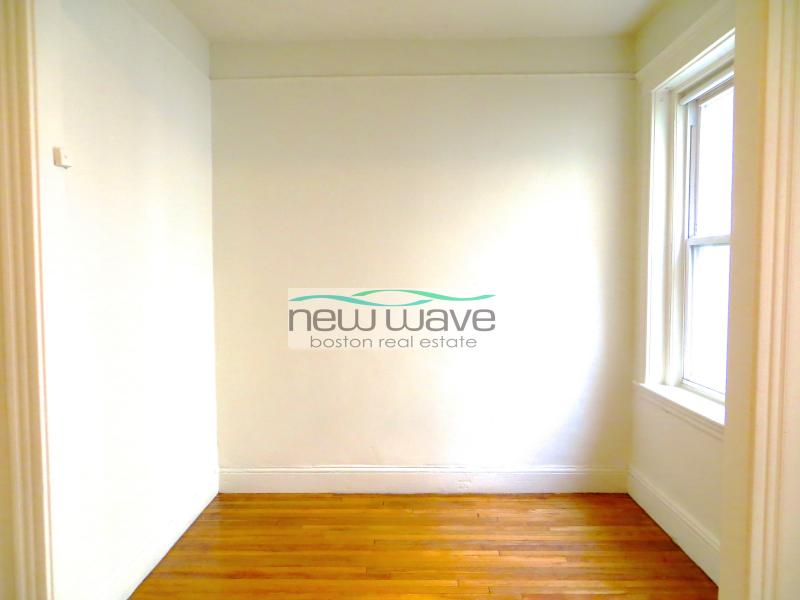 1191 Boylston St, Fenway