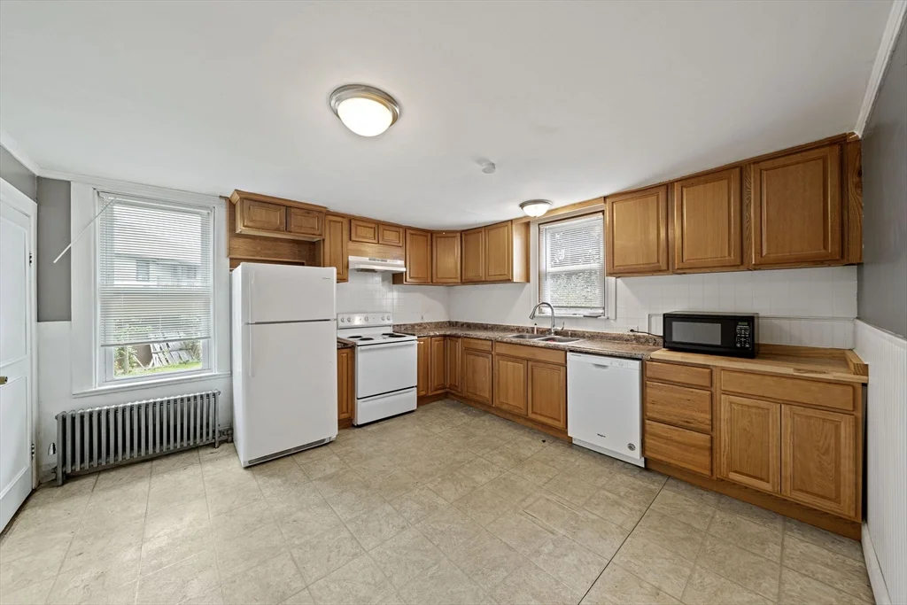 28 Federal Ave, Quincy