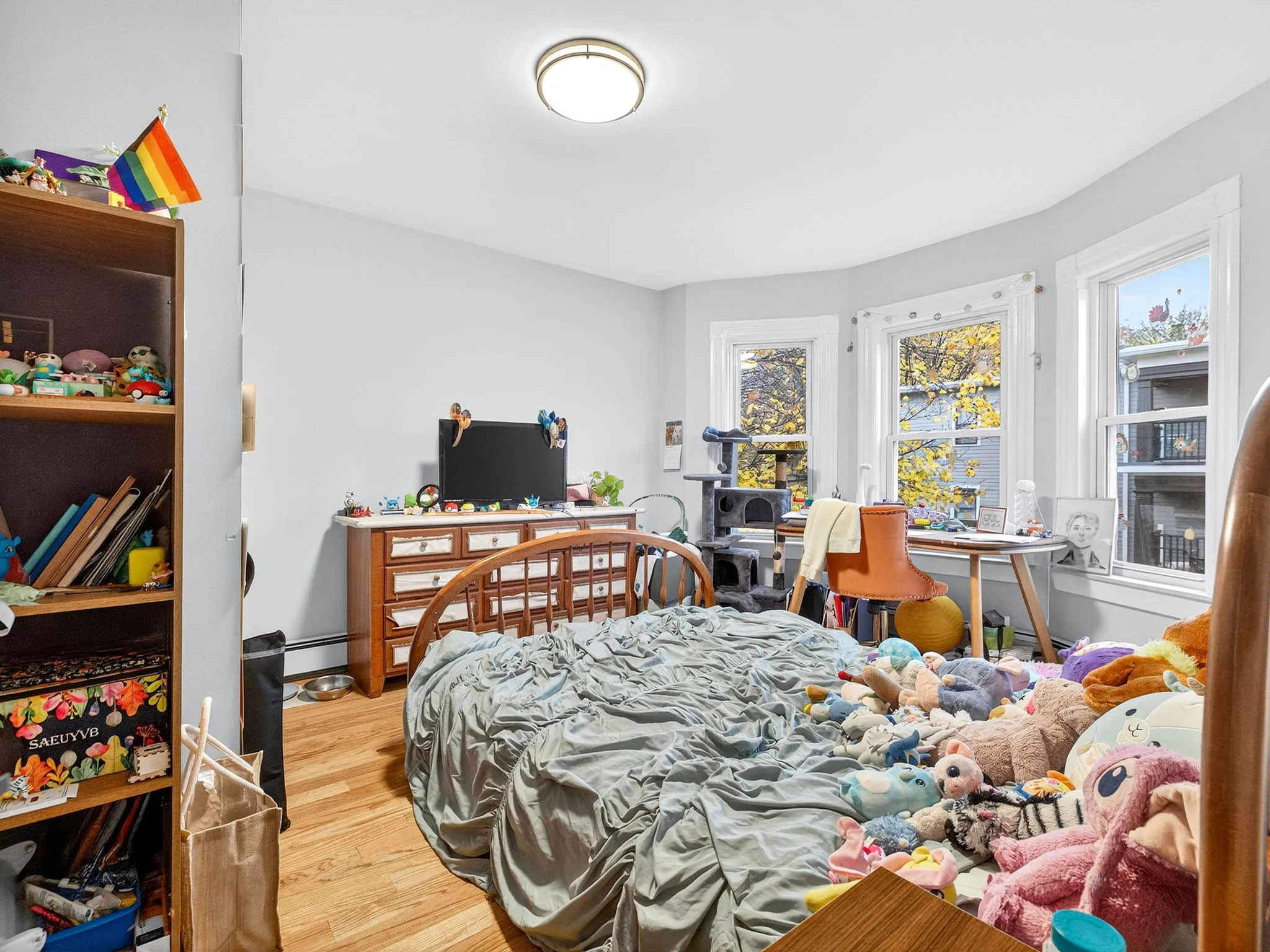 114 Woodstock St, West Somerville