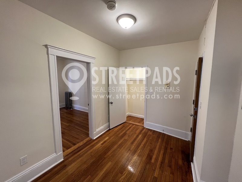 1315 Commonwealth Ave, Allston