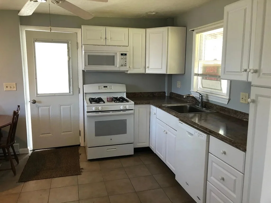 7 Old Orchard, Kingston