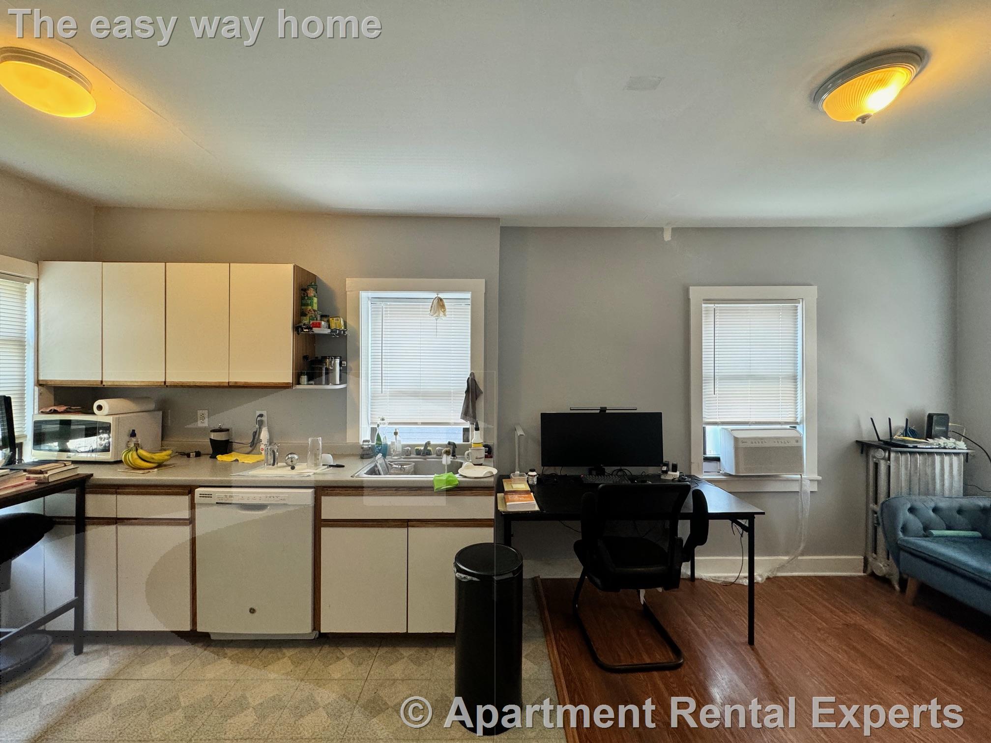 566 Putnam Ave, Cambridgeport
