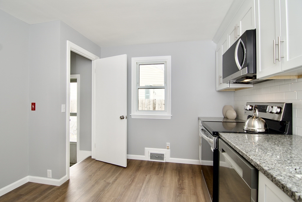 63 Grandview St, East Forest Park