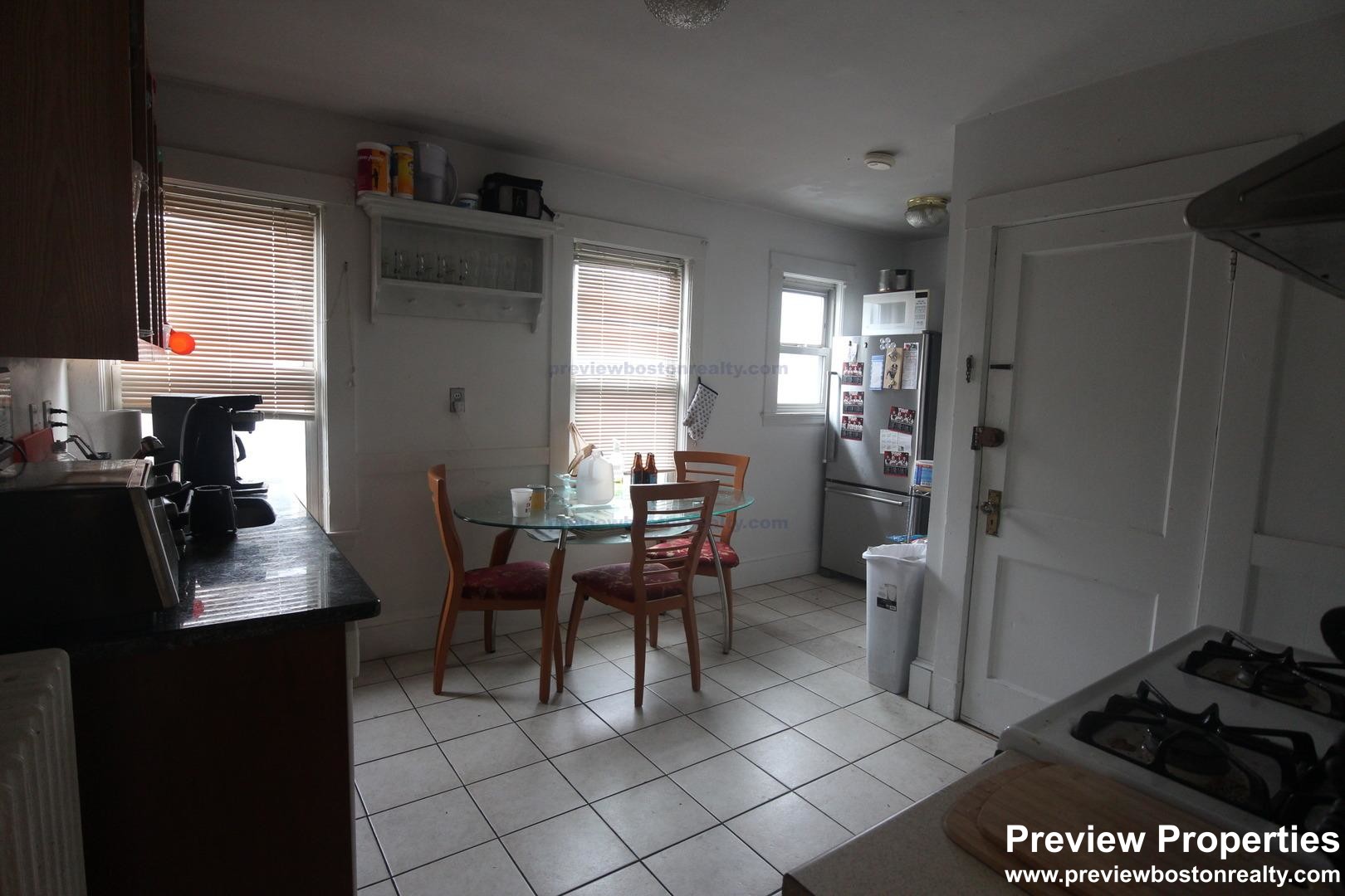 55 Etna St, Brighton