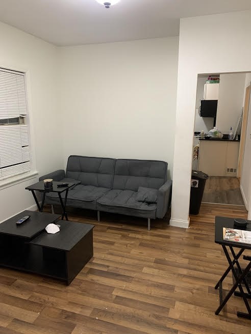 16 Leeds St, South Boston