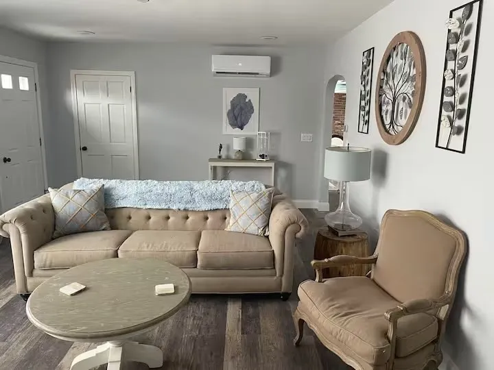 297 Swansom Rd, Swansea