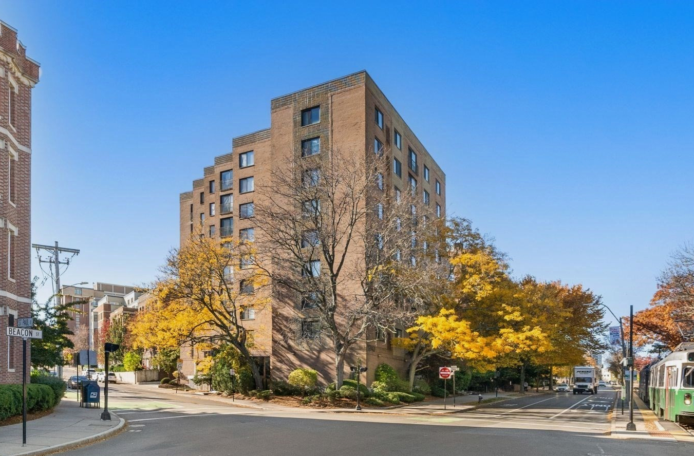 1243 Beacon St, Coolidge Corner