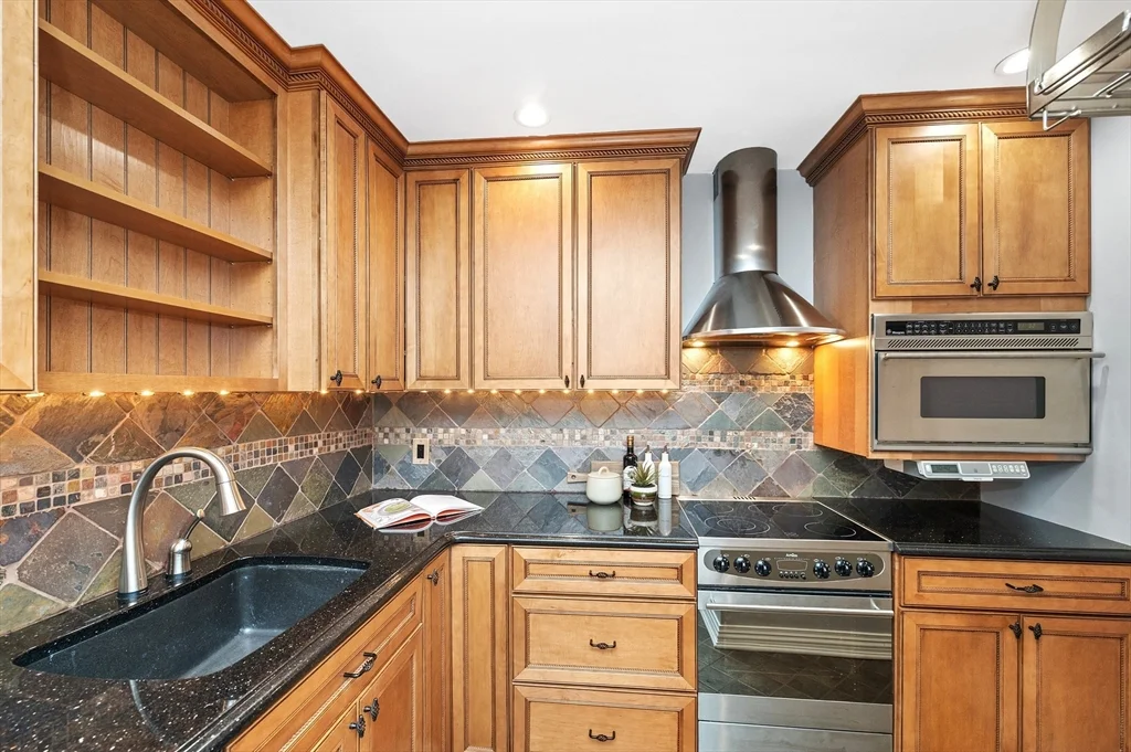 135 Commonwealth Ave, Back Bay