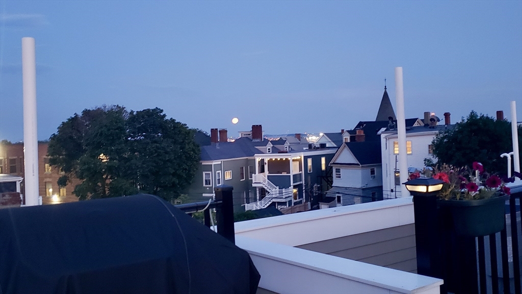 213 East Eagle St, East Boston