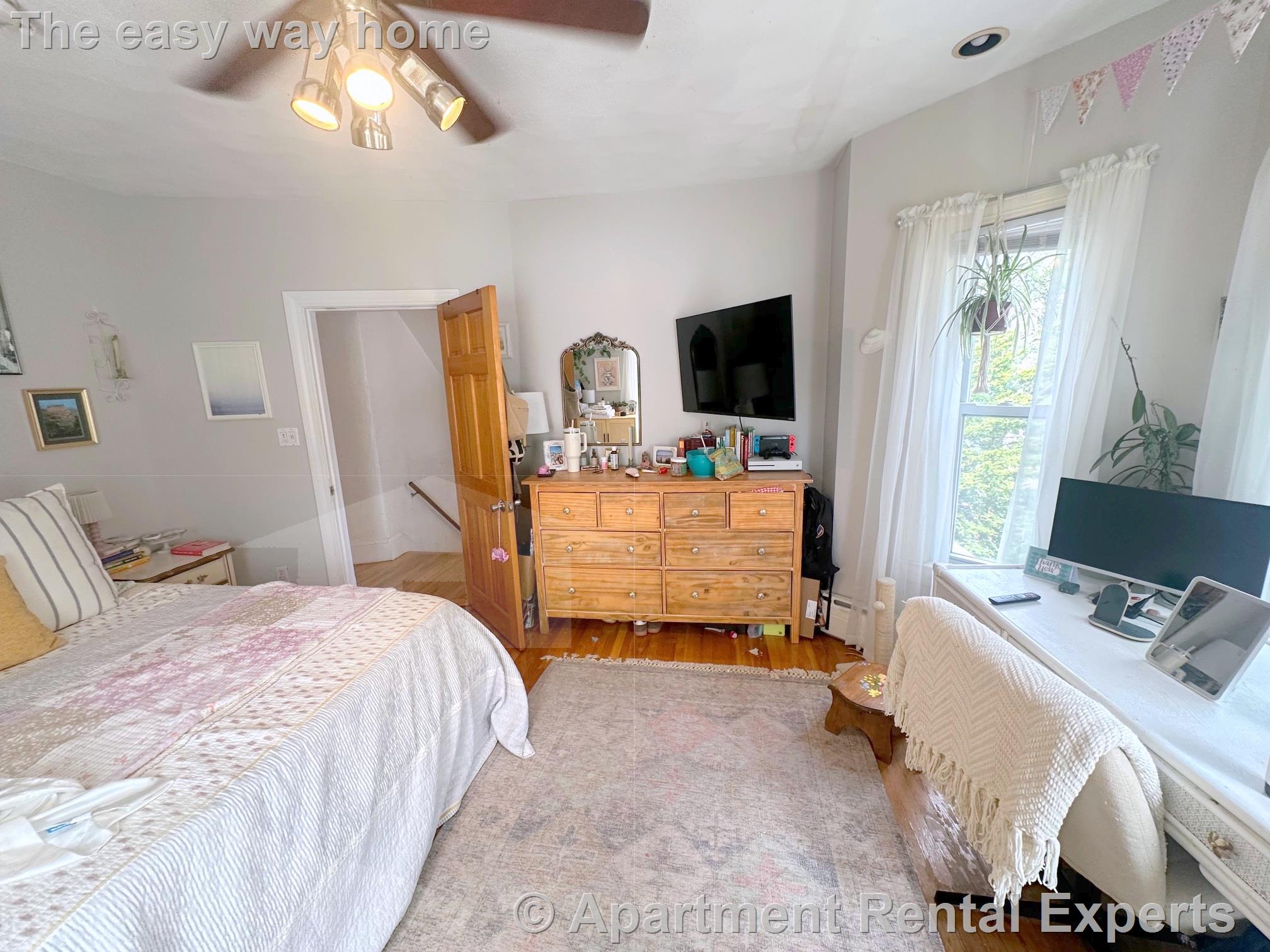 1230 Broadway, Teele Square