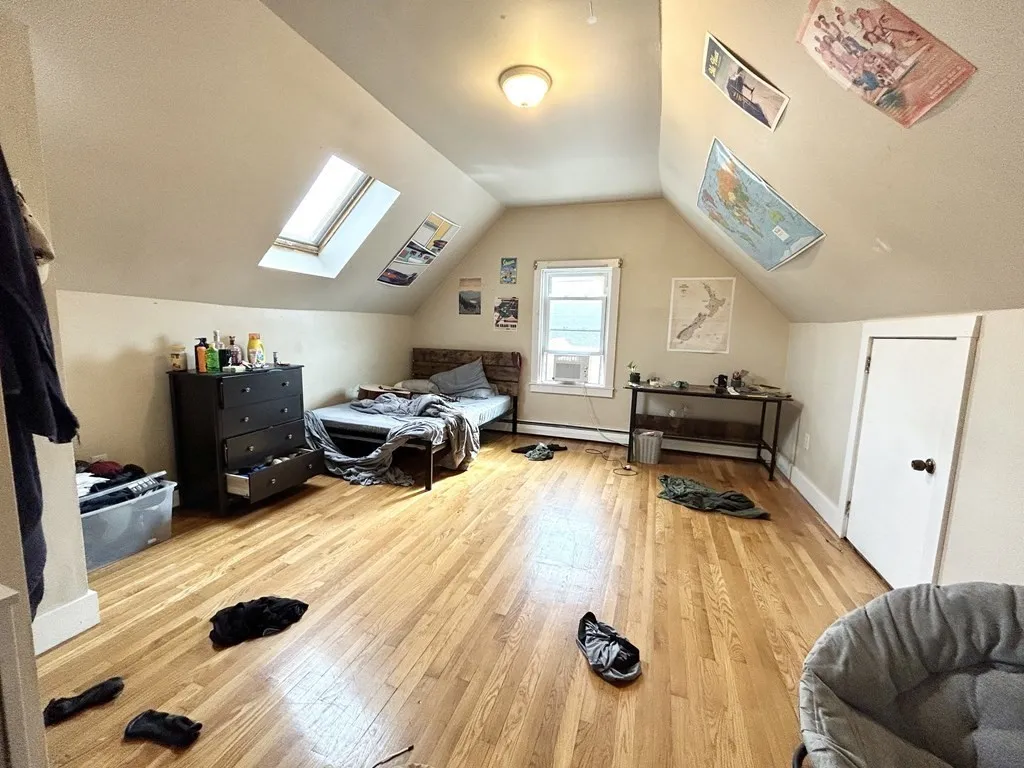 72 Calumet St, Boston