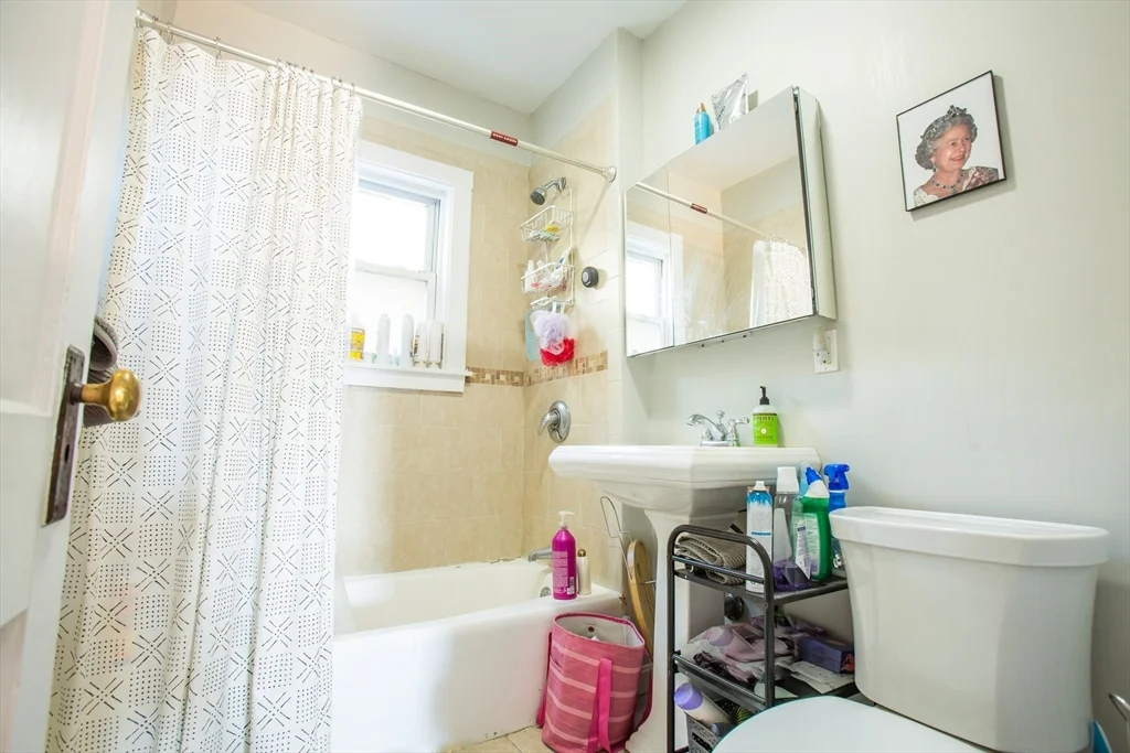 6 Belmont St, Spring Hill