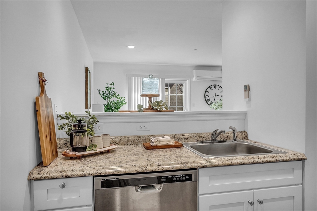 2 South Grove St, Bradford