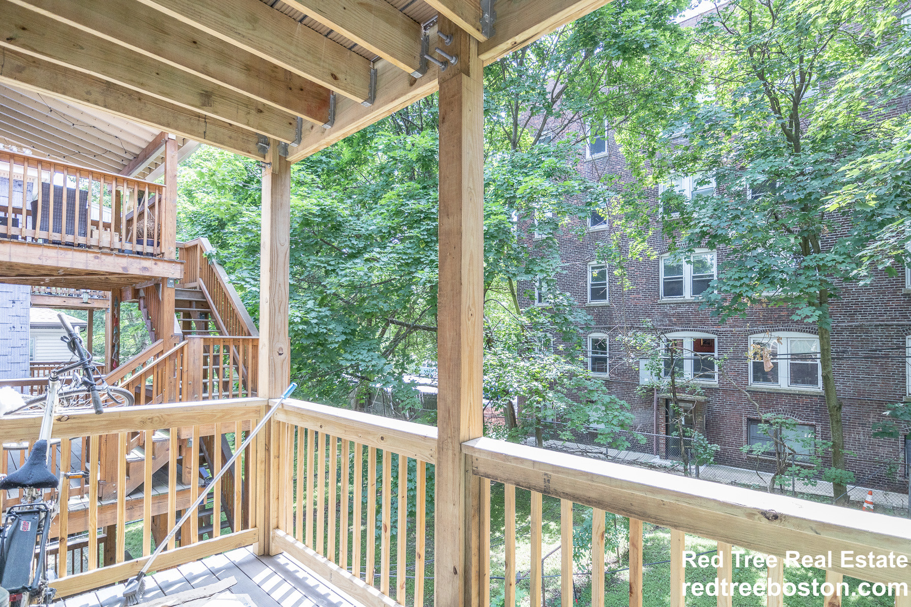 11 Anson St, Jamaica Plain