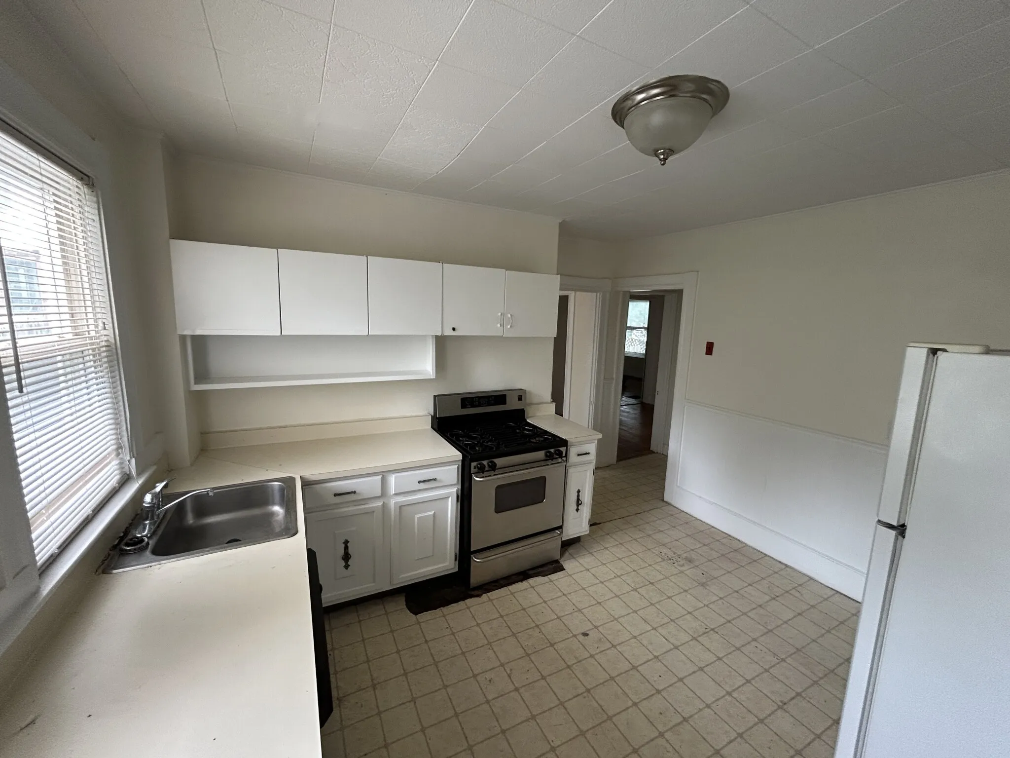 27 Albion Ter, Powder House Square