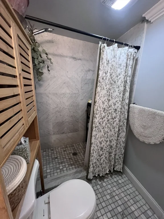 142 Centre St, Mission Hill