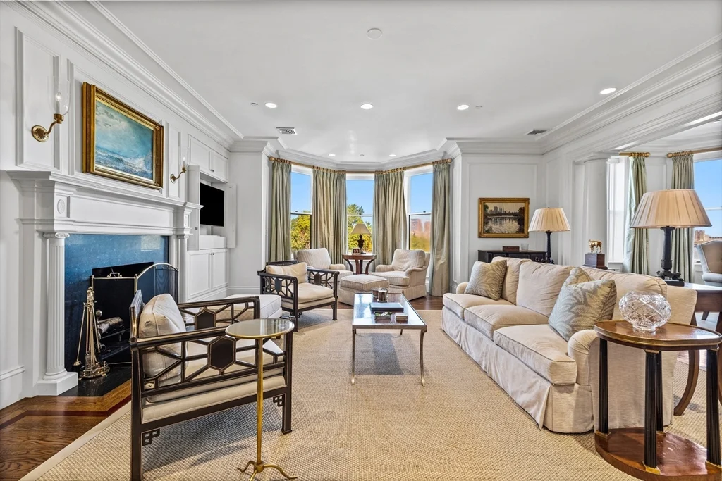 348 Beacon St, Back Bay