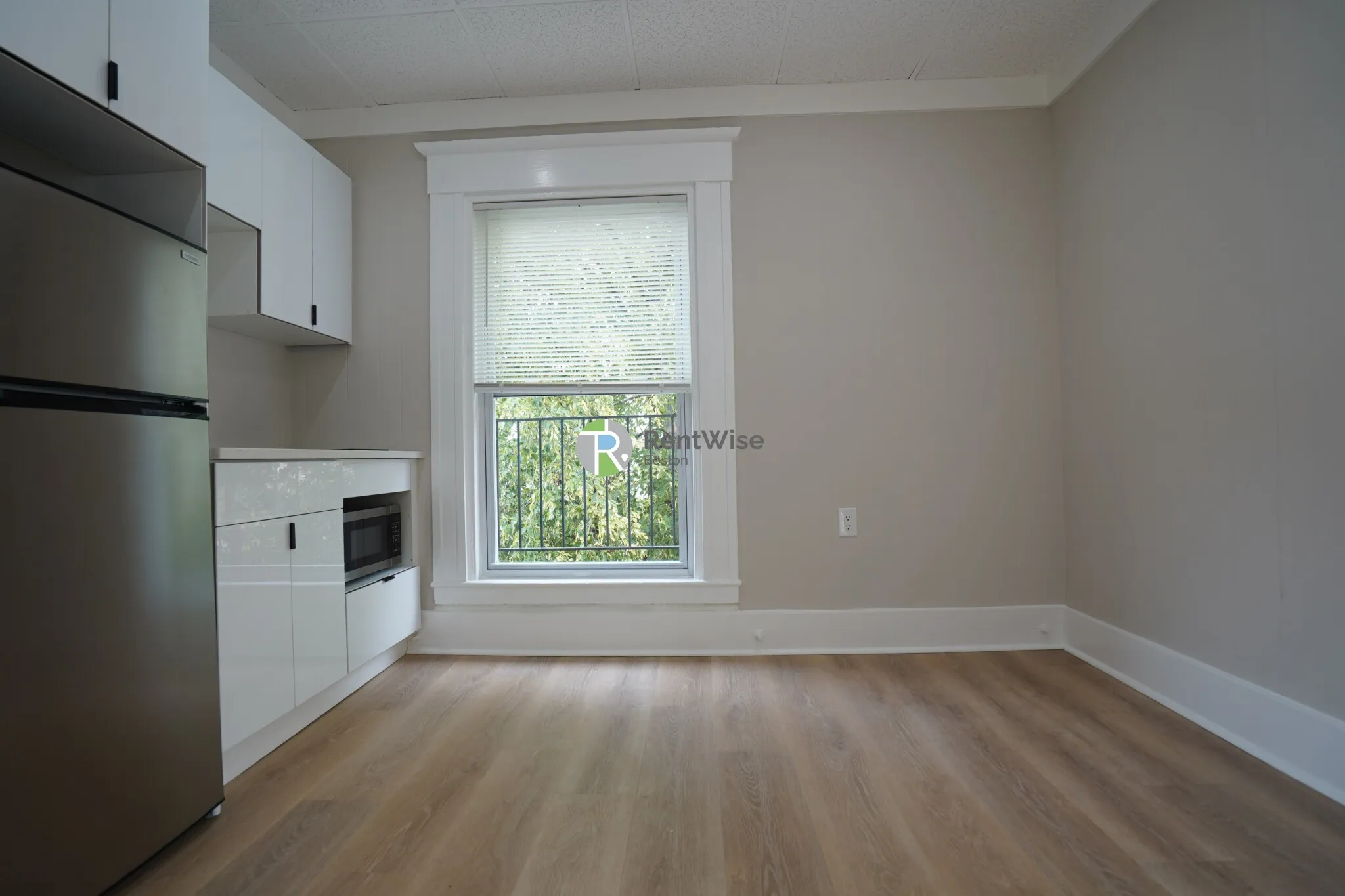 142 Dorchester St, South Boston