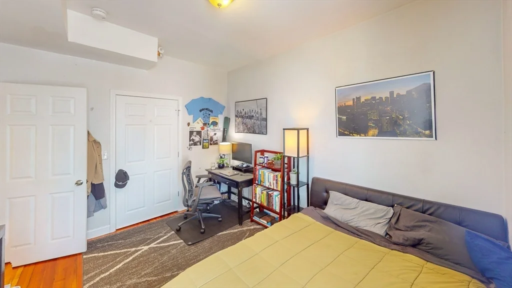 16 Carpenter St, South Boston