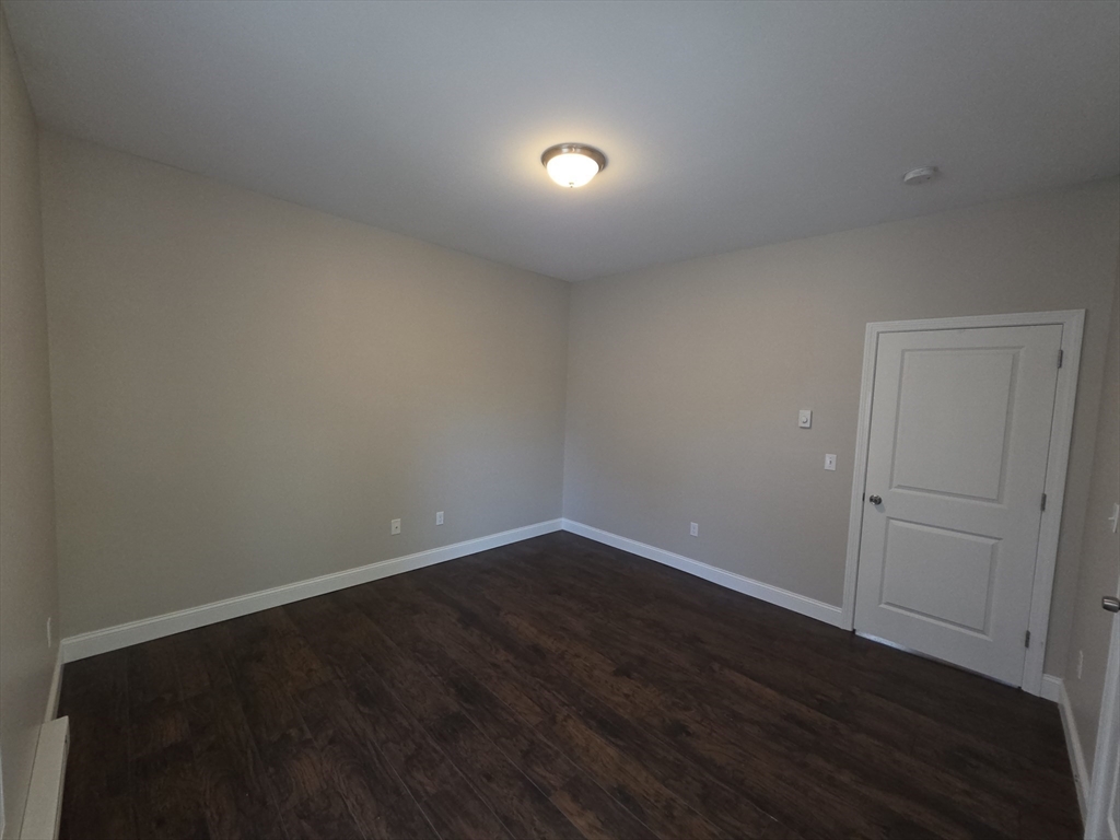 25 Brown Ave, Holyoke