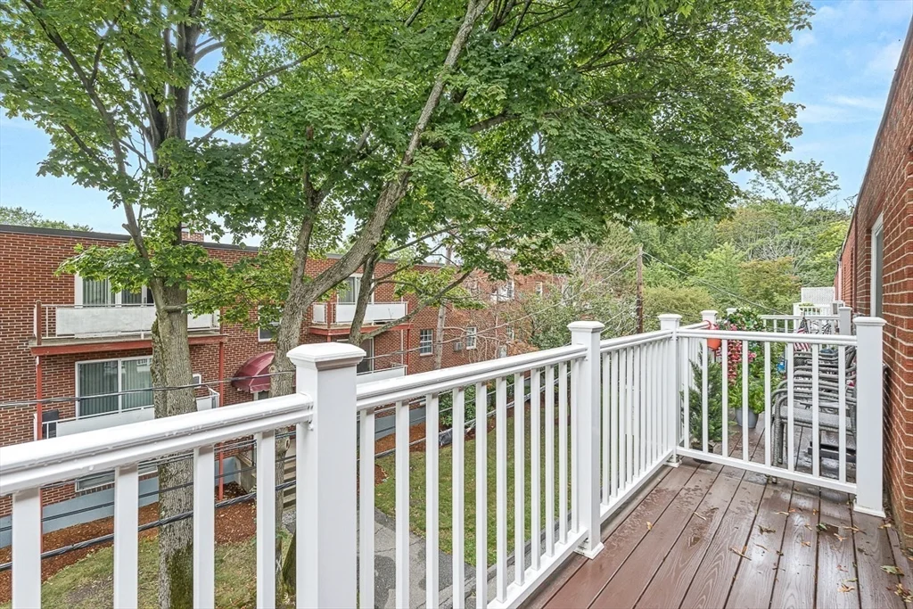 276 Albion St, Wakefield