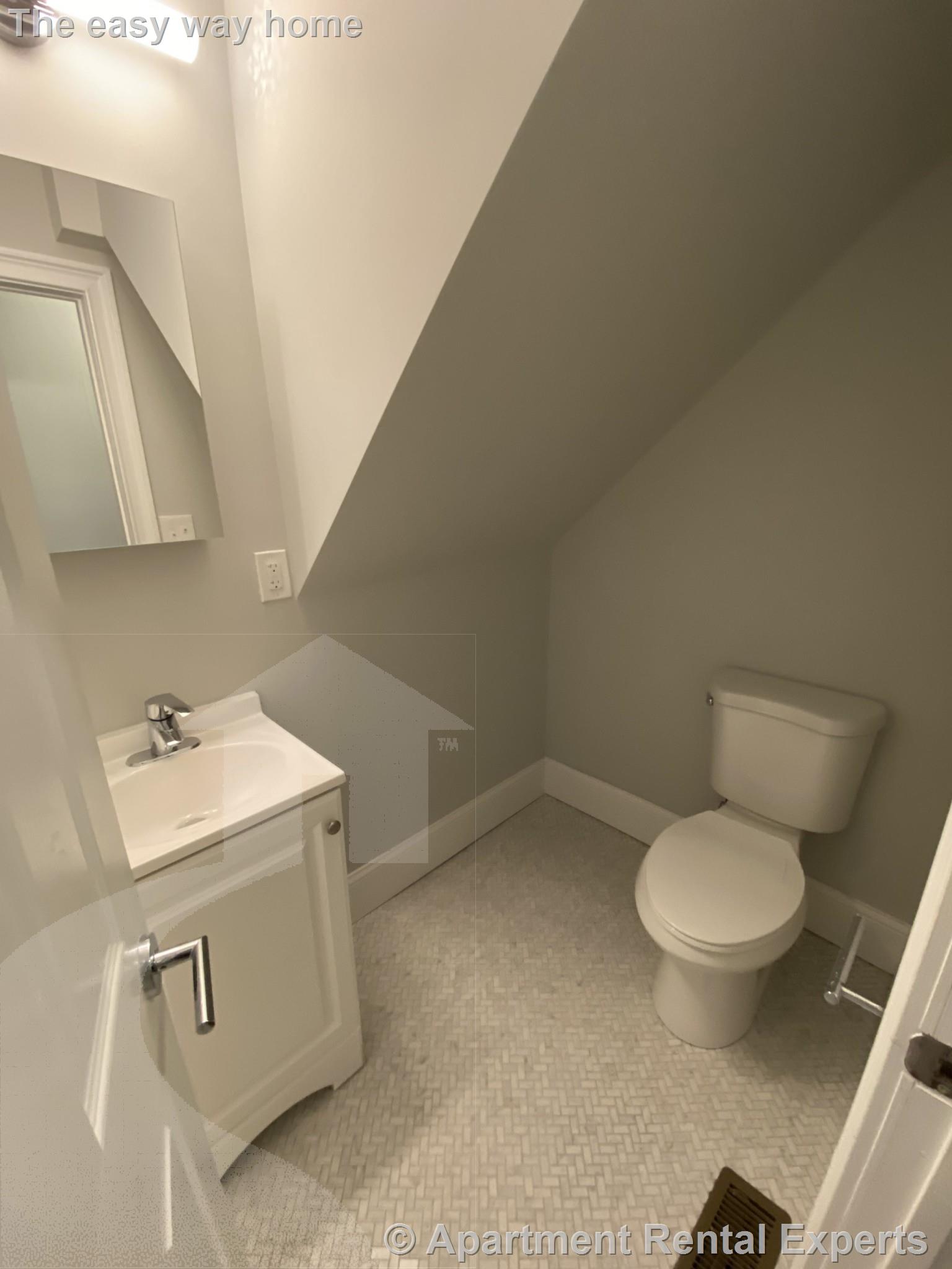 3-5 Hamilton Rd, Teele Square