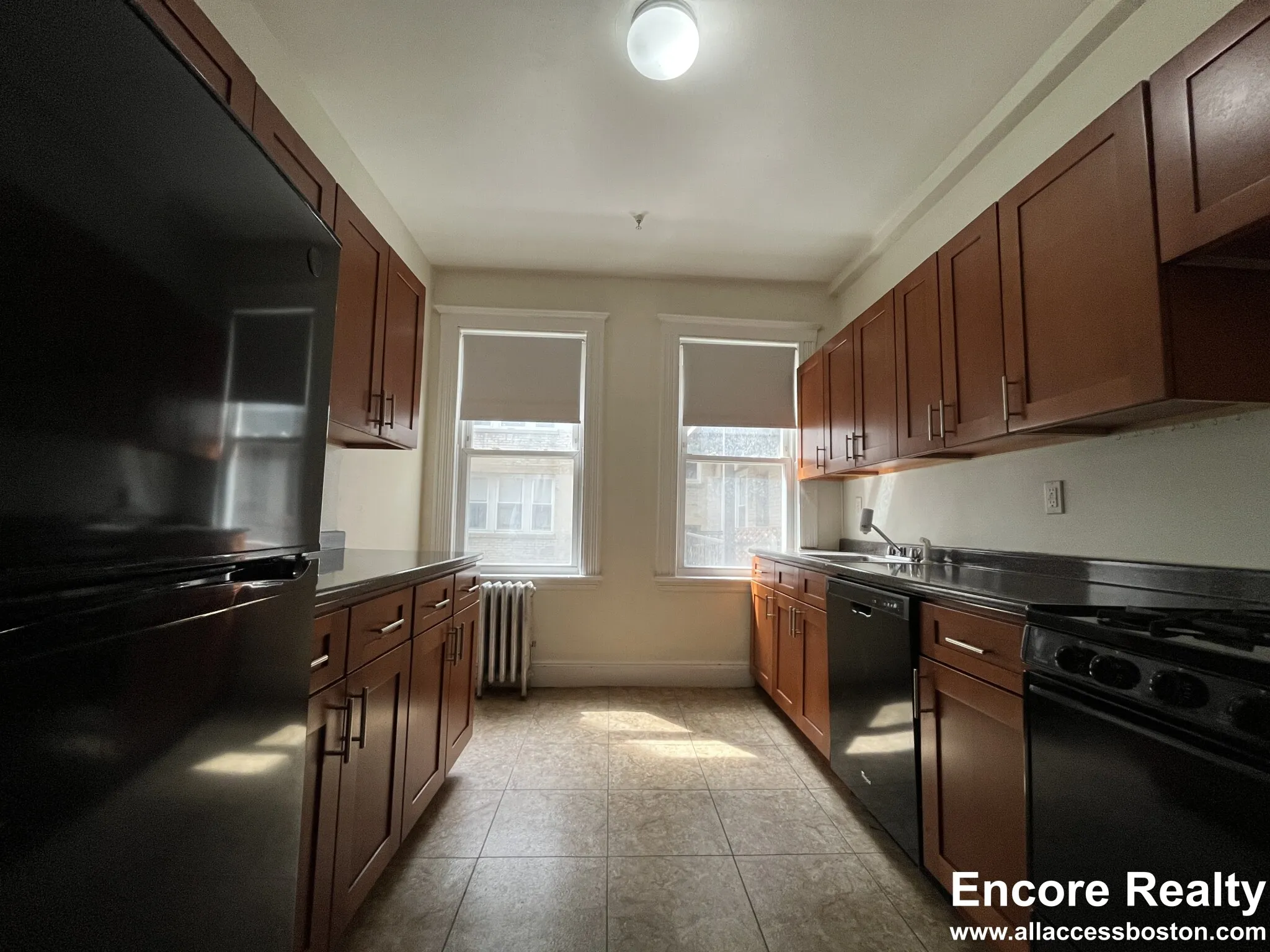 1628 Commonwealth Ave, Brighton