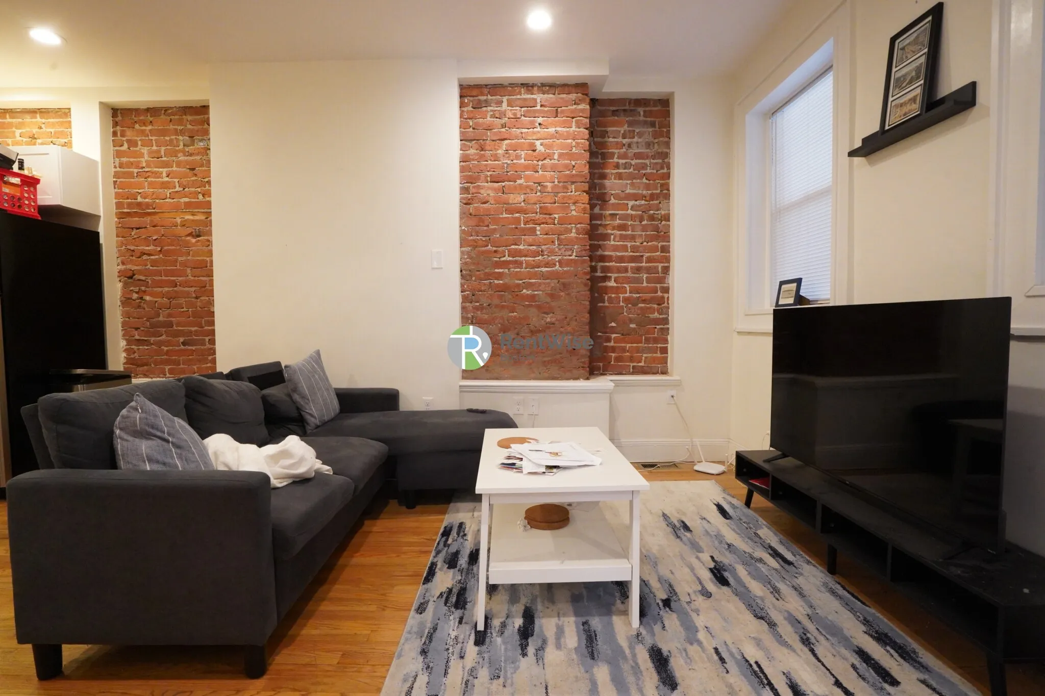 10 Brainerd Rd, Allston