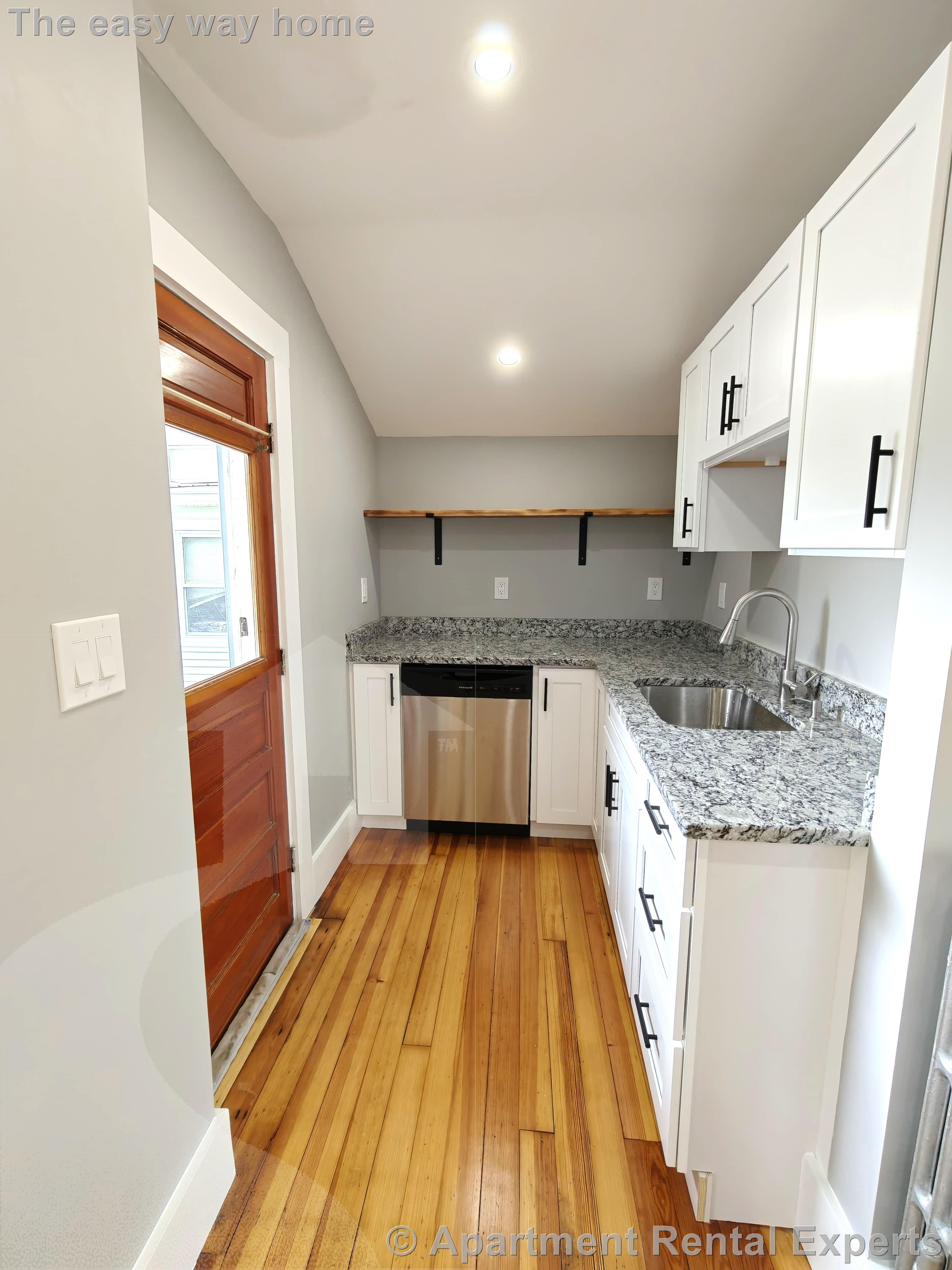 19 Sheridan St, Malden Center