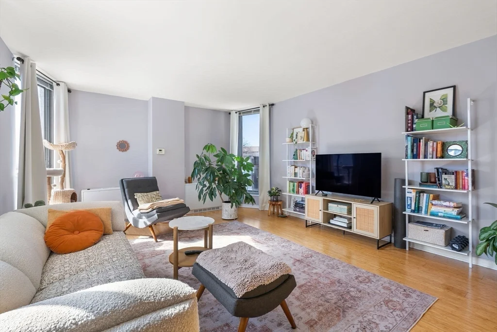 77 Pond Ave, Brookline Village