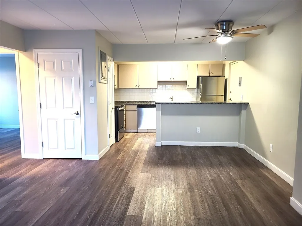 576 Washington St, Weymouth