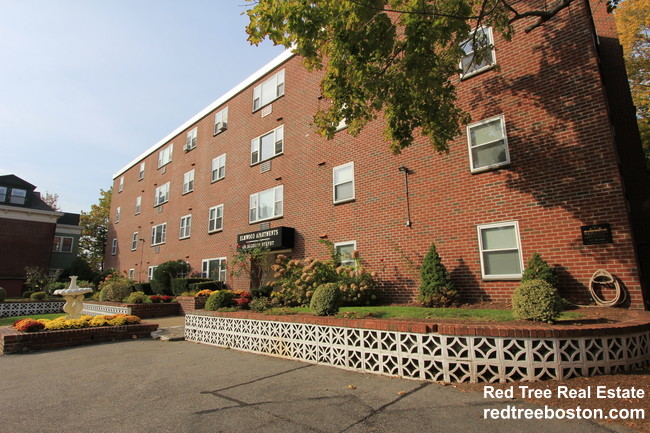 110 Babcock St, North Brookline