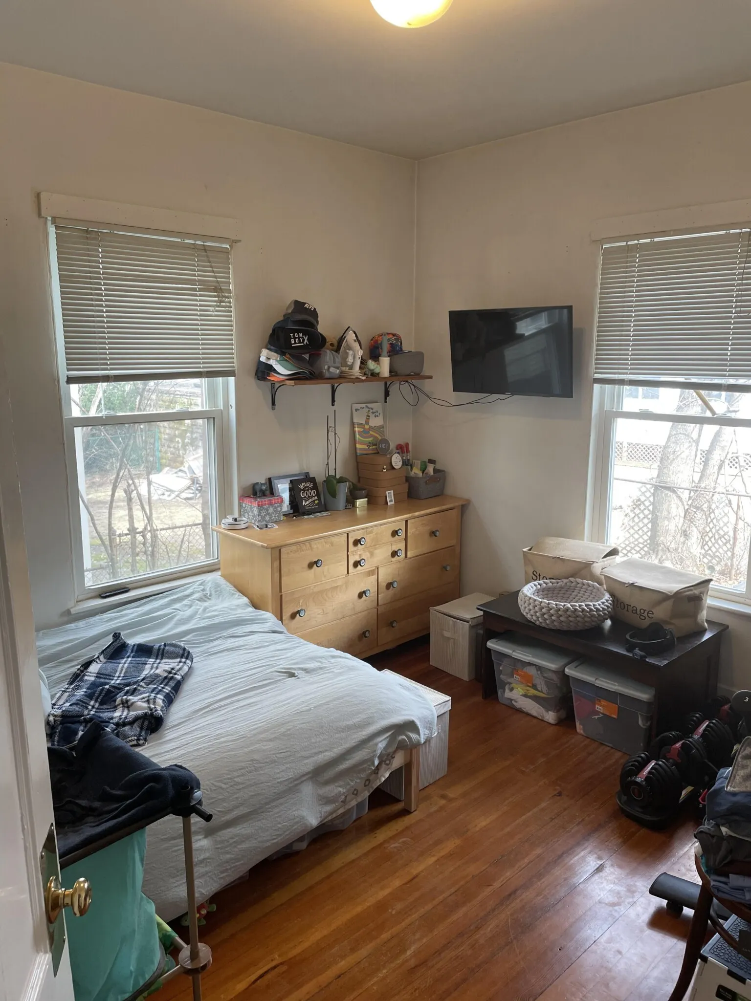 70 Raymond Ave, West Somerville